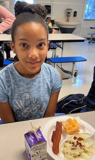 Complete the Online Lunch Application by September 16th.